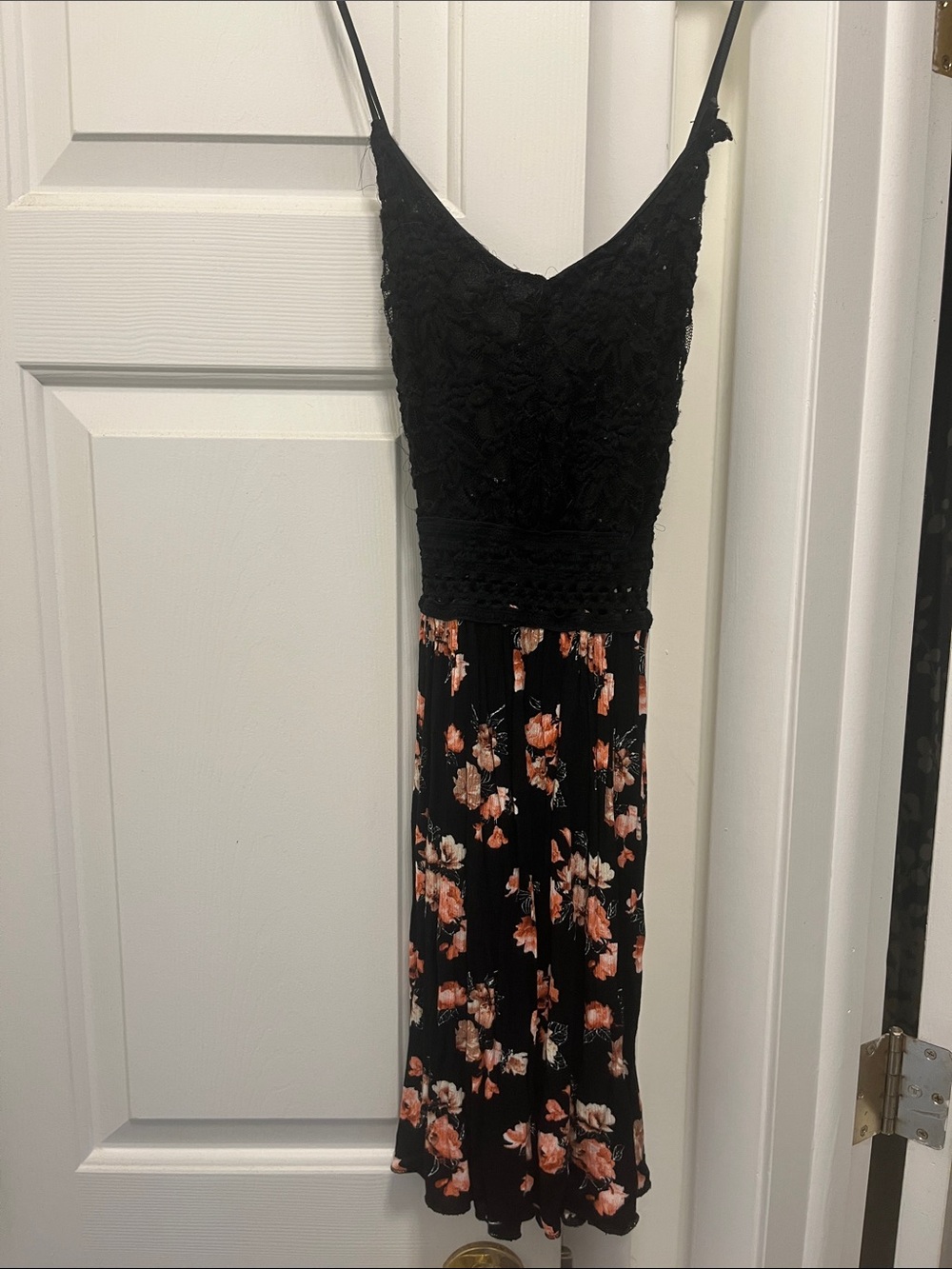 Ardene Black Lace Bodice Floral Midi Dress